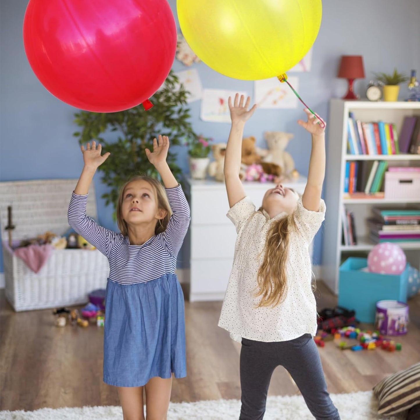 LEEZZIZZ 30Pcs Punch Balloons, Thickened Neon Punching Balloon Heavy Duty Party Favors for Kids with Rubber Band