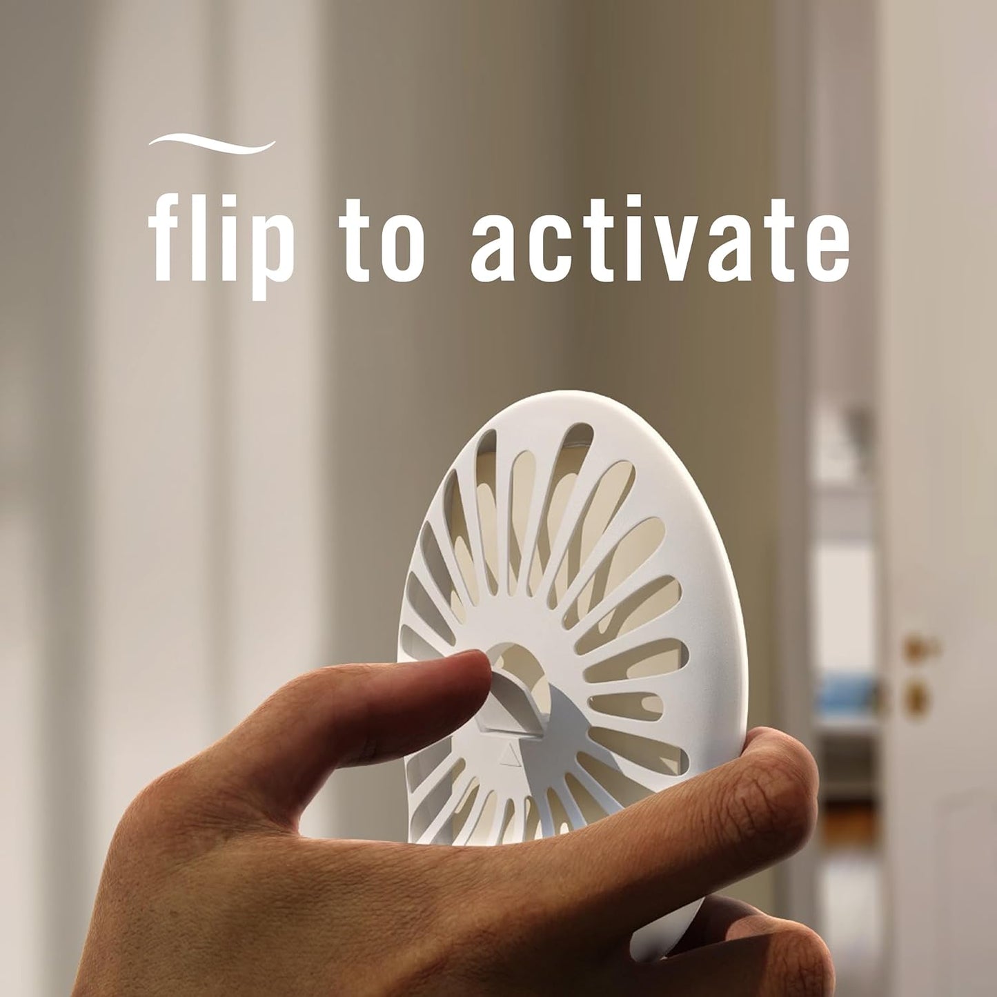 Febreze Bathroom Air Freshener Odor-Fighting for Small Spaces Scented Plug In Alternative Long-Lasting for Home and Bathroom and Kitchen Closet Air