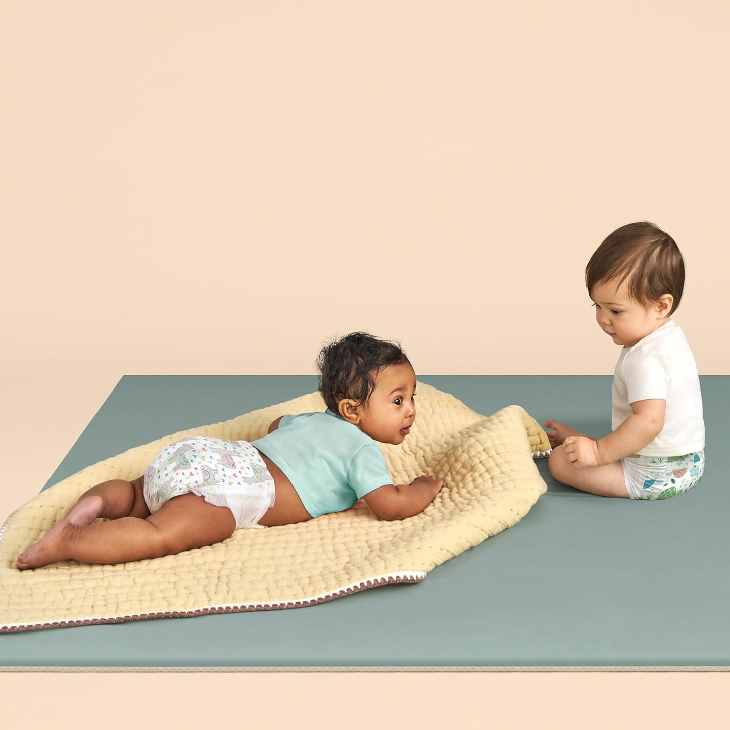 The Honest Company Comfort Dry Disposable Diapers for Sensitive Skin, Hypoallergenic, All The Alpacas + Turtle
