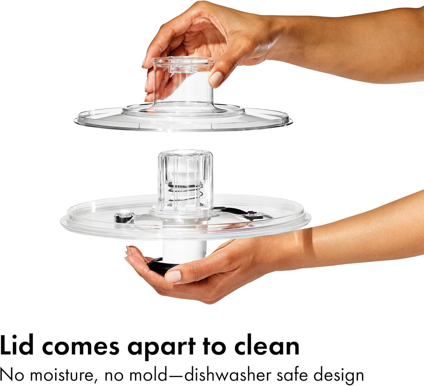 OXO Good Grips Salad Spinner, Lettuce Spinner, Fruit Washer, Fruit Washing Bowl with Strainer, Vegetable Cleaner, Salad Cleaner, Lettuce