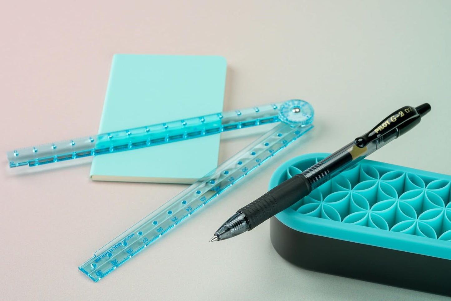 PILOT G2 Premium Refillable & Retractable Rolling Ball Gel Pens, Fine Point, Black Ink, 12 Count