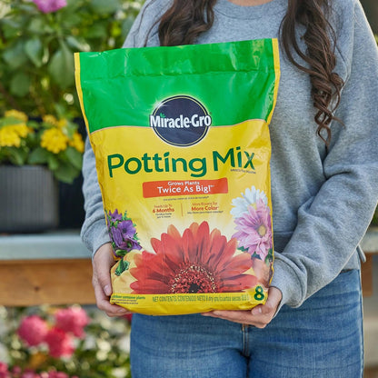 Miracle-Gro Potting Mix - For Container Plants, Flowers, Vegetables, Shrubs, Annuals, Perennials, Potting Soil Mix, Feeds up to 6