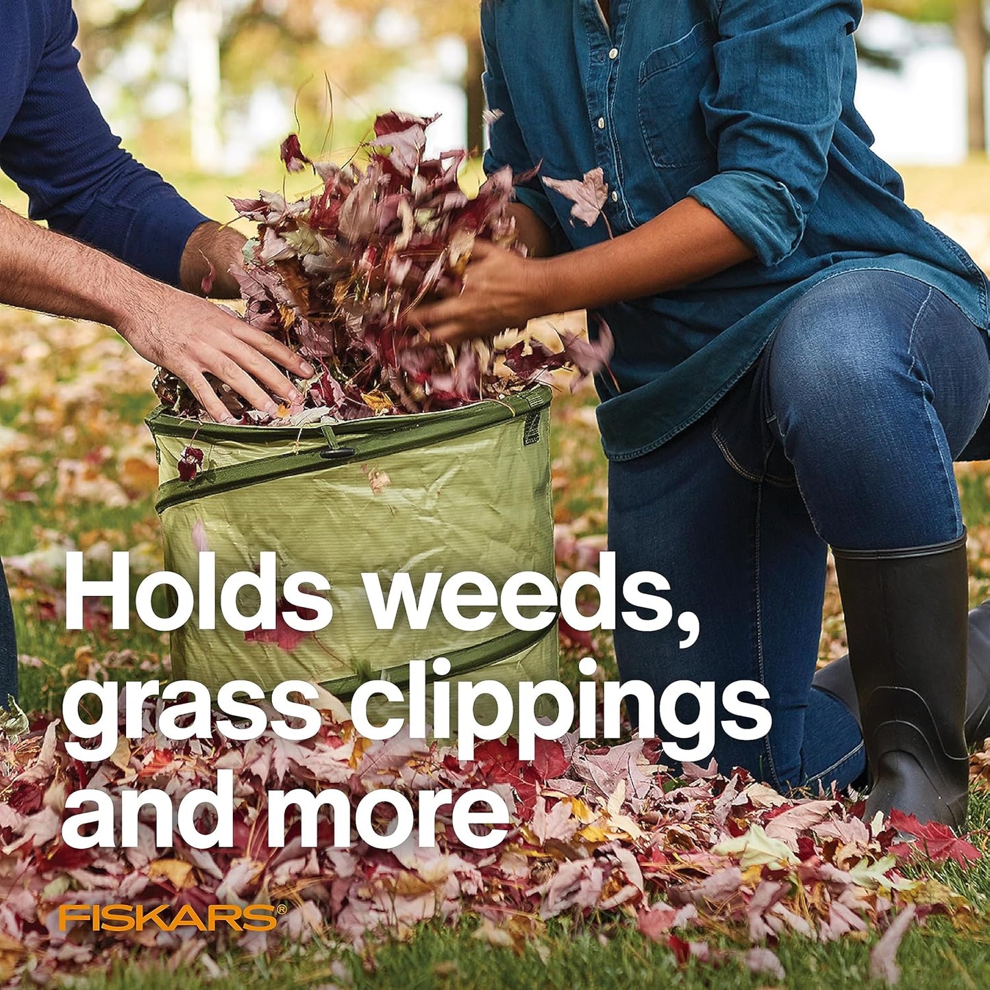 Fiskars Kangaroo Collapsible Spring Up Garden Bag for Yard Waste, Grass, Branches & Weeds, Tear & Mildew Resistant Vinyl-Coated