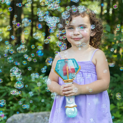 Little Kids Disney Frozen Elsa Light and Sound Musical Bubble Wand, Includes Bubble Solution
